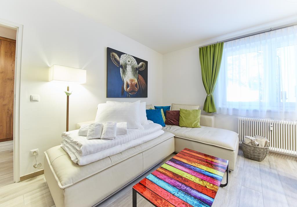 Diamond Apartment *