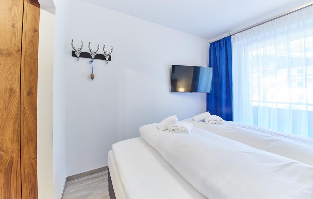 Diamond Apartment *